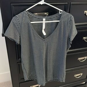 Lululemon Love Tee V Neck